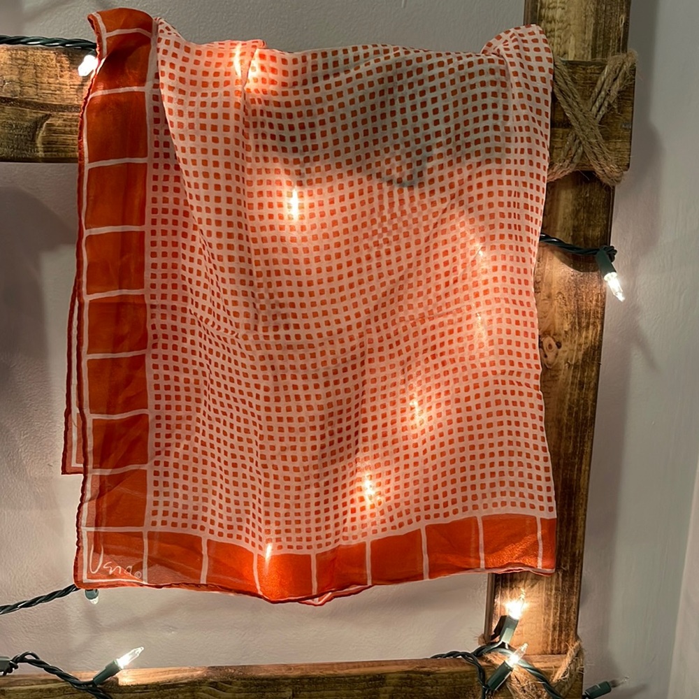 VTG scarf by Vera